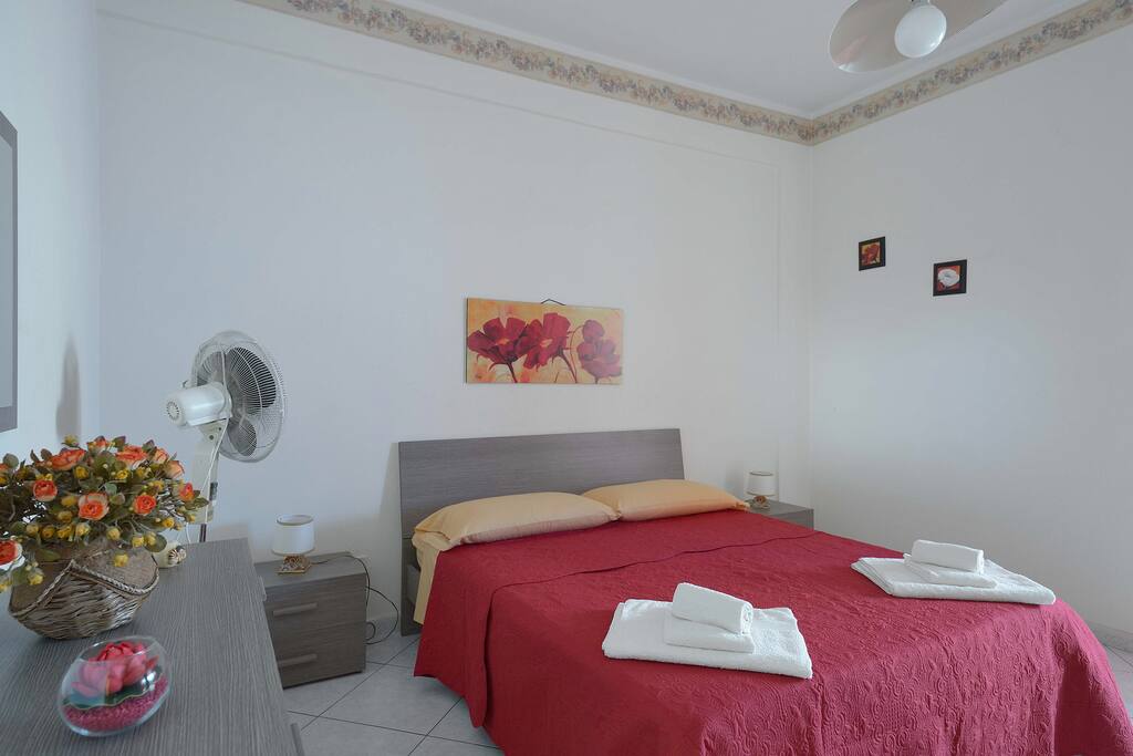 Camera matrimoniale con veranda coperta