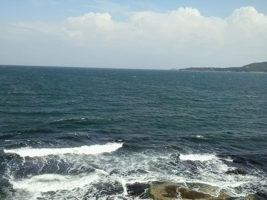море