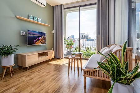 🎯Apartment 2 King beds vs large window&balcony🎯