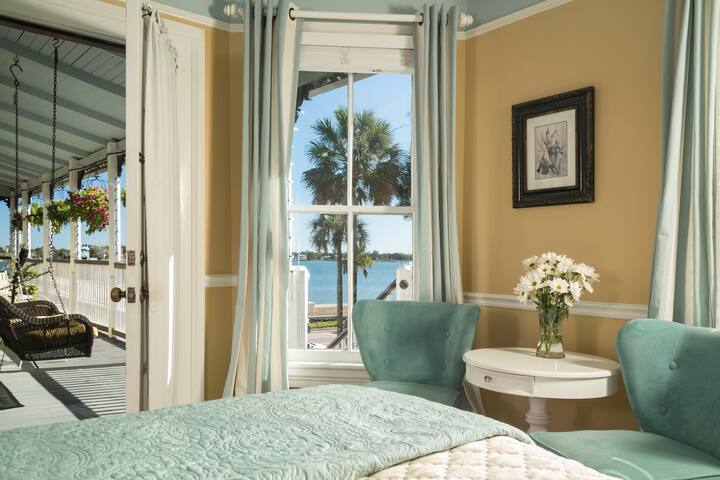 Forrester Suite at the Bayfront Marin House
