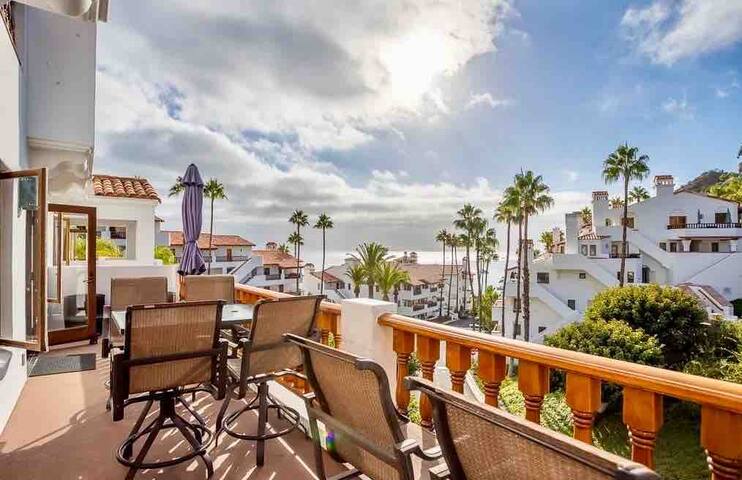 Hamilton Cove “Island Oasis + AC” gallery image 2