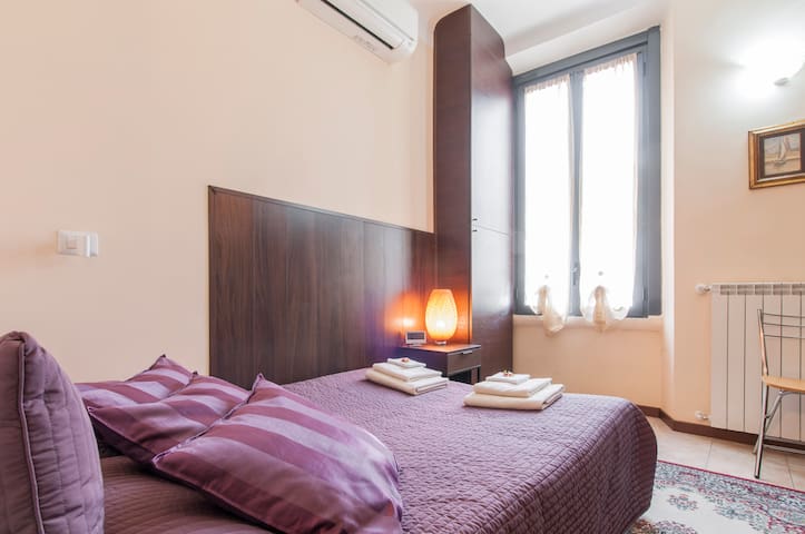Double room with private bathroom