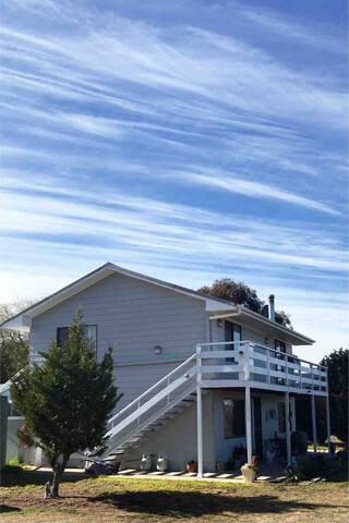 Country home on 25 acres - perfect getaway!