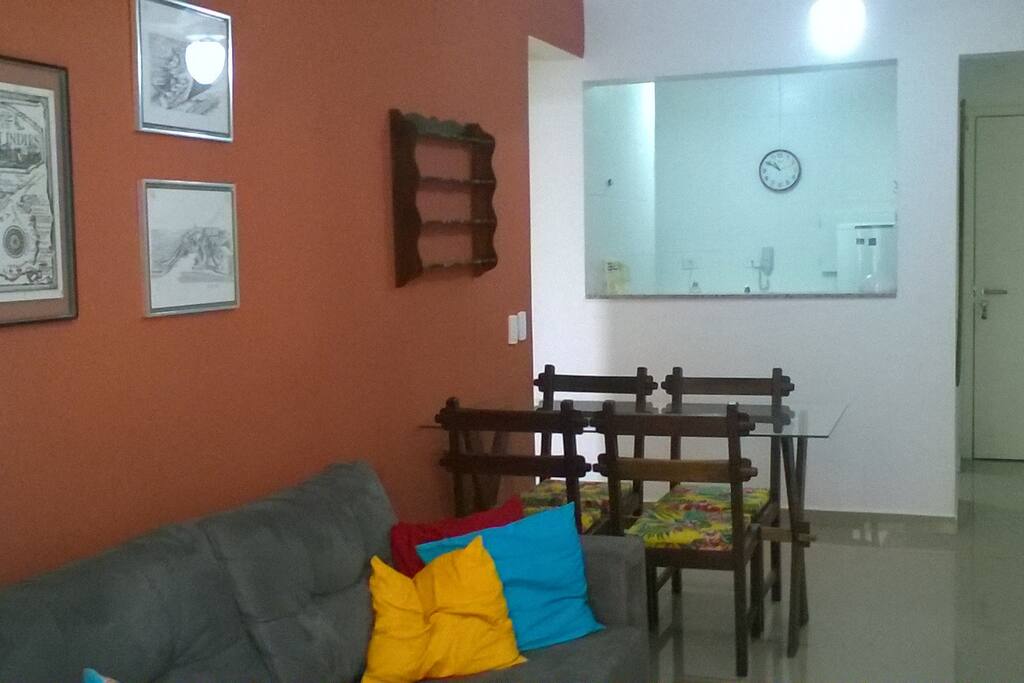 Sala e vista da cozinha