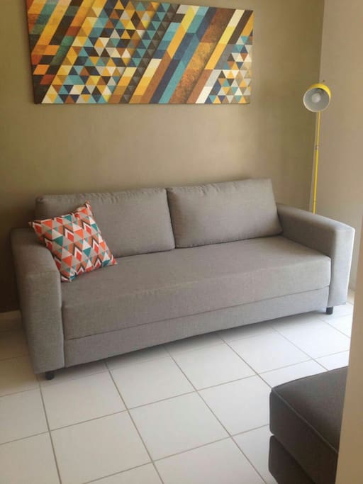 Confortável sofá / Comfortable couch