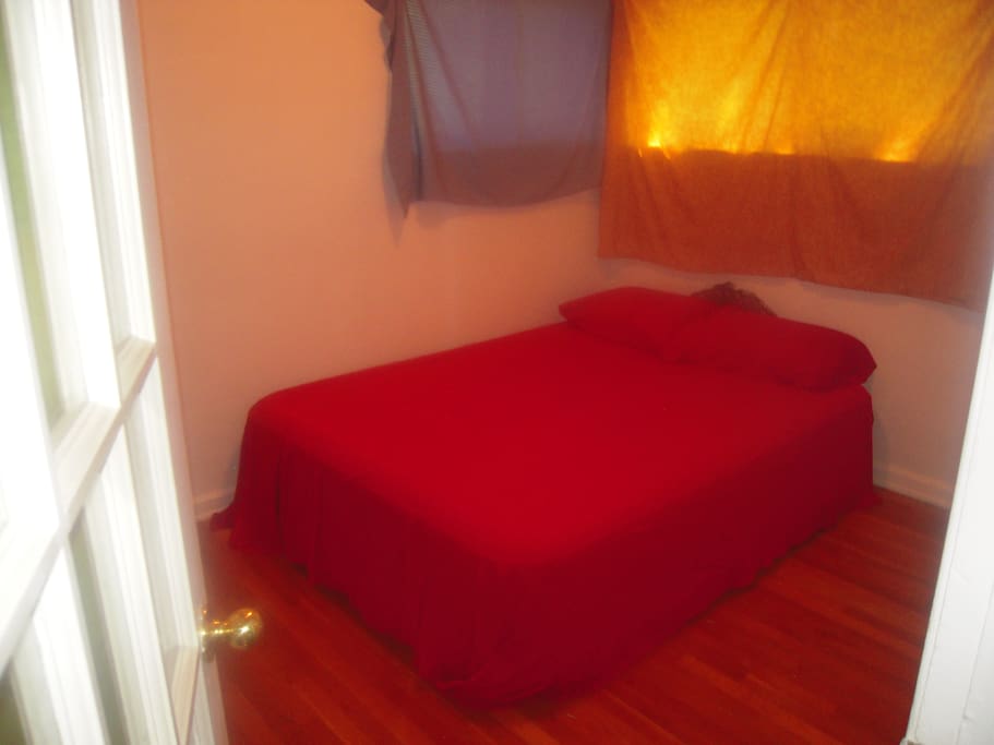 One hosting room....