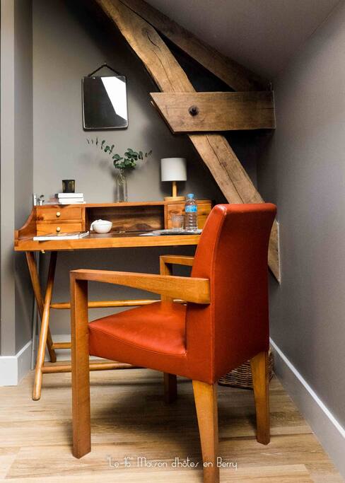 Bureau chambre Amédéo