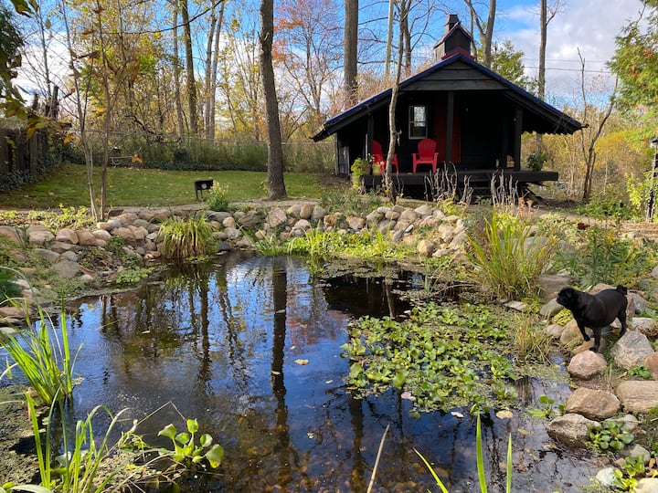 Dit is de hut die wordt vermeld als de tweede slaapkamer. Deze is alleen in de lente, zomer en herfst beschikbaar.