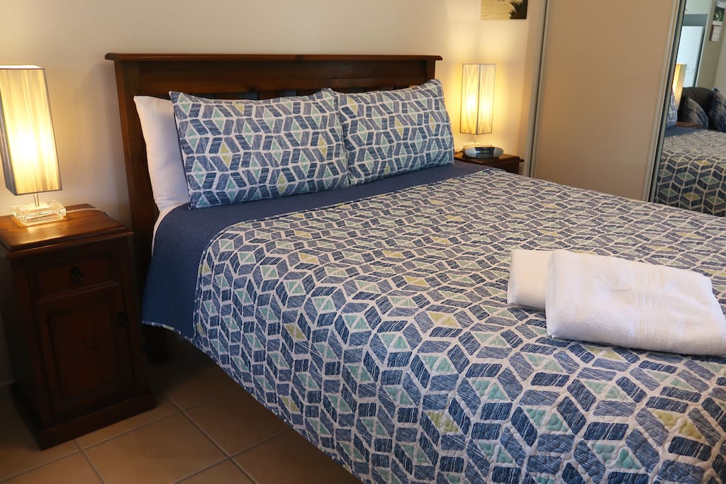 Queen bed