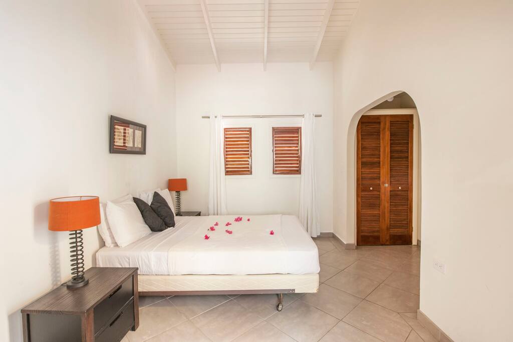 Bedroom with airconditioning