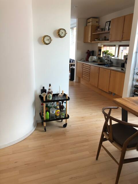 Successful Airbnb property: Bright apartment very close to water and nature in Amager Vest