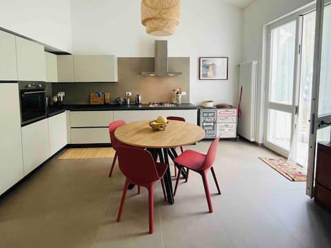 Villa on hillside, near to Chiavari (Genova)