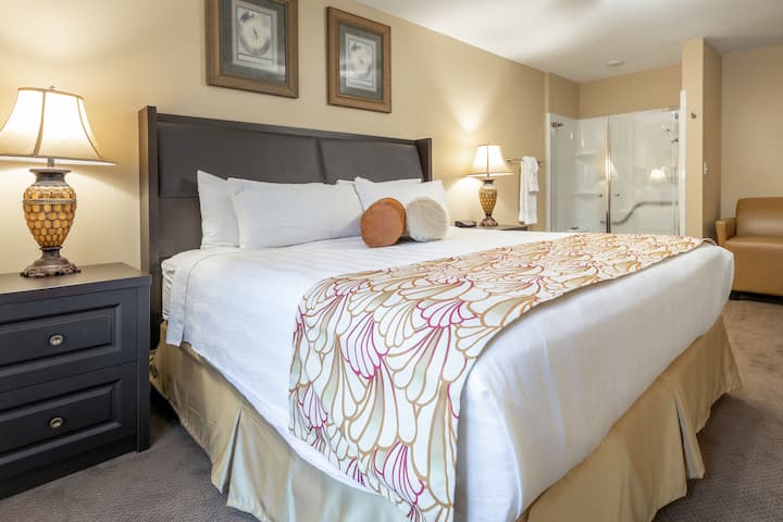 Master Bedroom Suite View 2 - Surrey Townhomes Resort