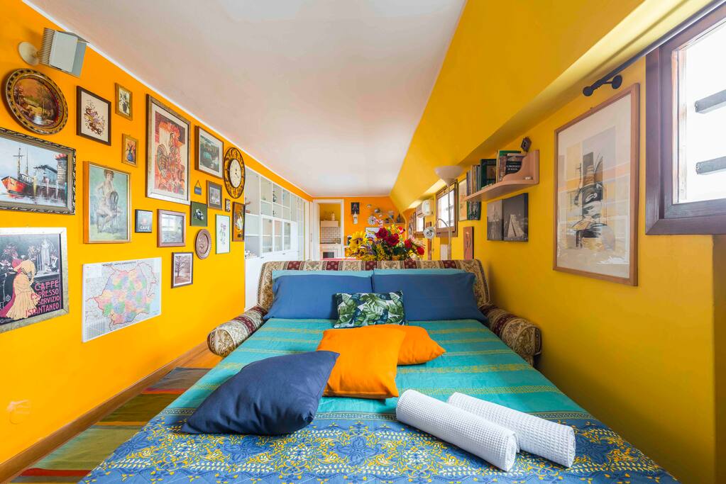 Living Room with Sofa bed