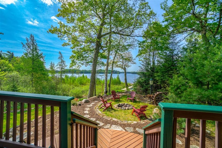 Kayak/SUP/Fish at Hemlock Lodge on Spider Lake!