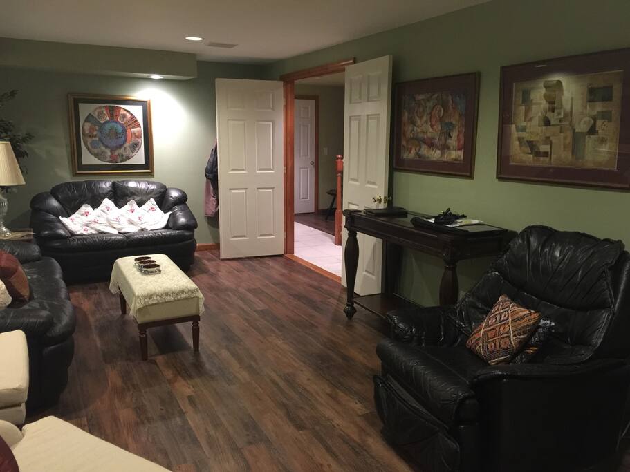 Sitting Lounge with Leather Sofas.