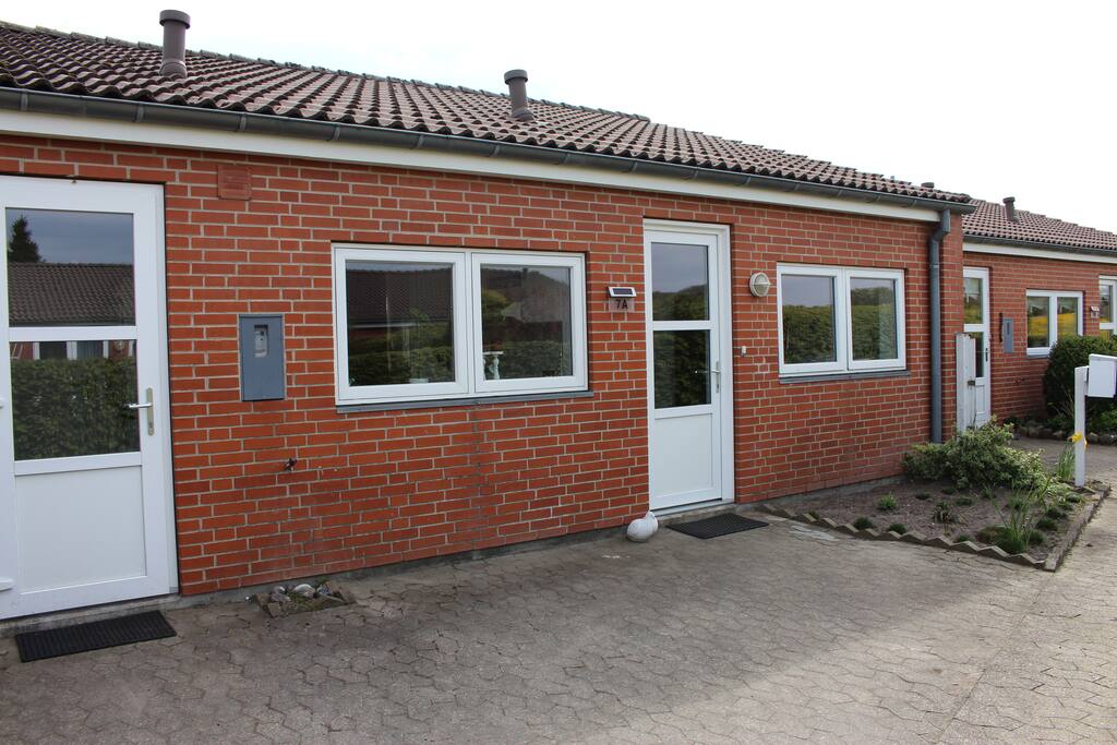 Fronten af huset