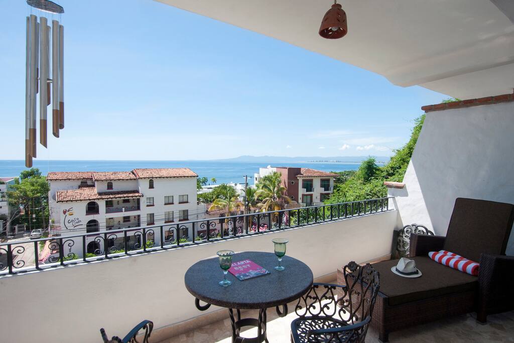 Private CondoTerrace with Ocean View