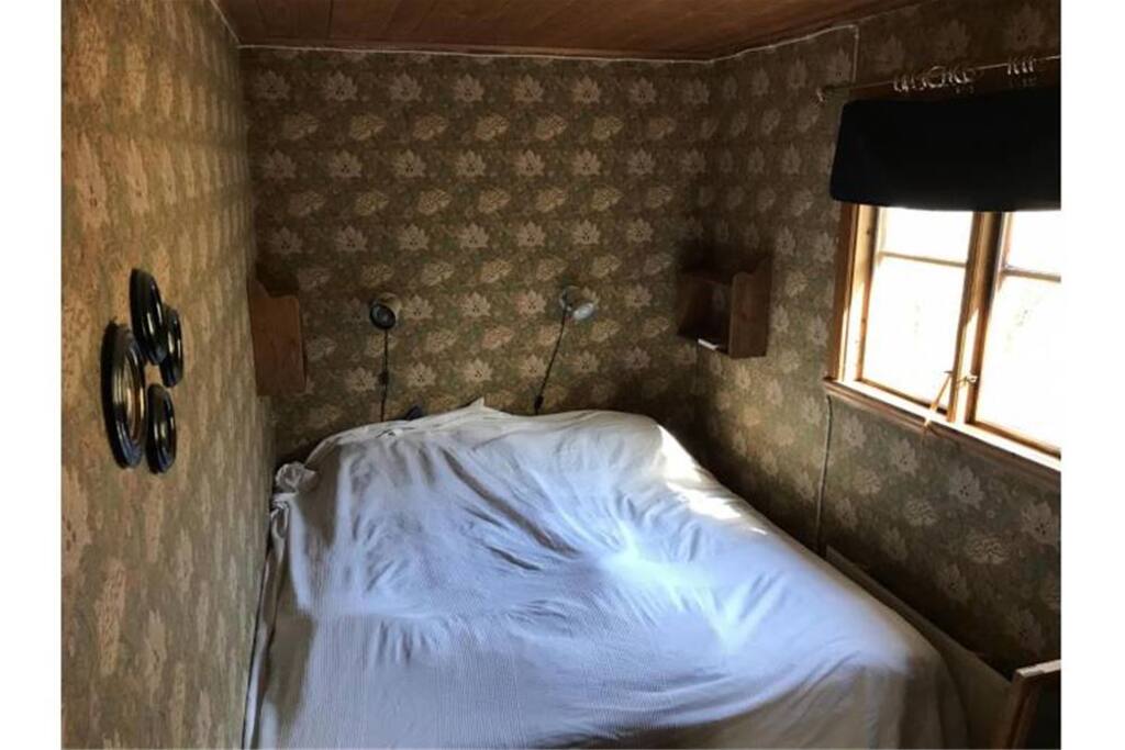 Master bedroom. Renovated in classic style.