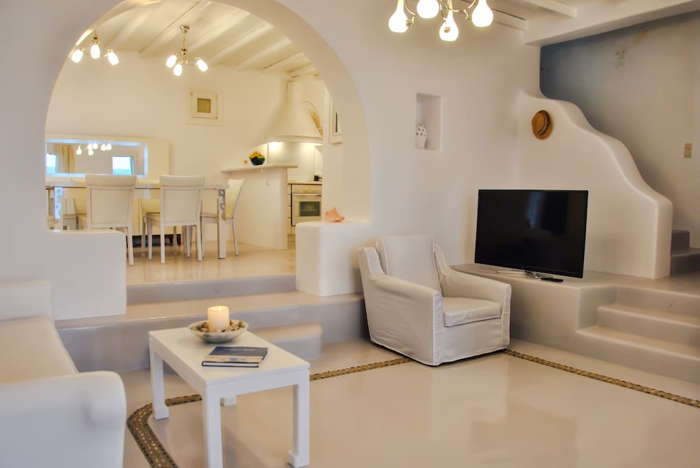 Living room; Dining room
