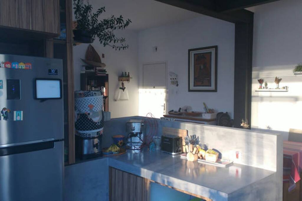 Cozinha integrada com a sala