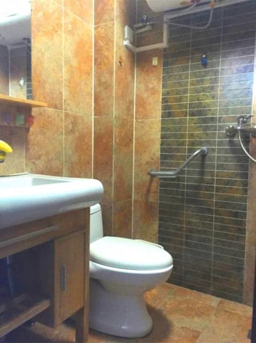 clean bathroom