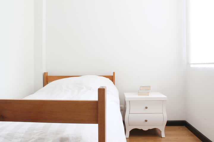 Ერთადგილიანი საძინებელი