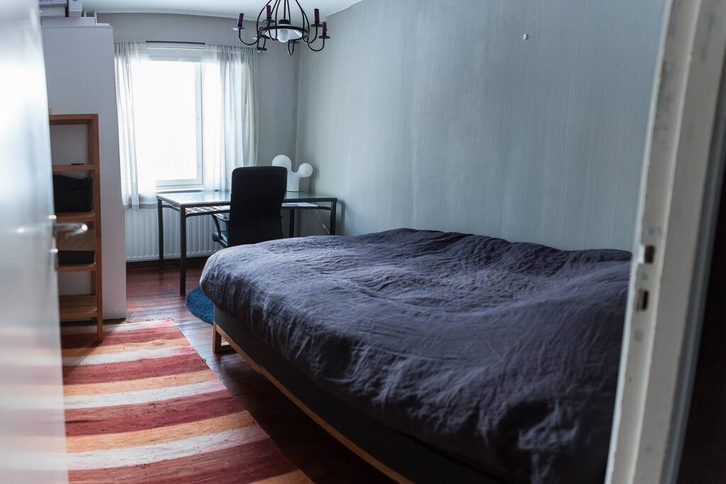 bedroom with a luxurious tempur-bed