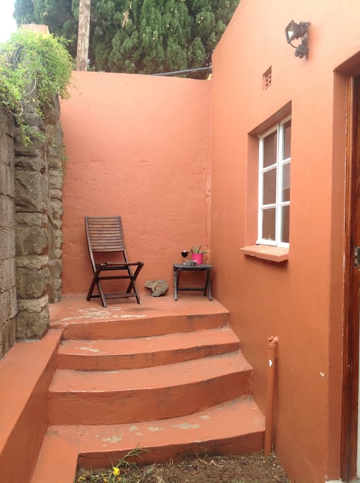 Private entrance to Villetta....perfect for sunset drink...smoking allowed here.
