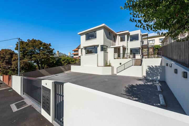 Apartment #1 Townhouse – Two Bedroom