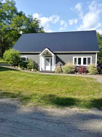 The Shorebird – ocean views & beach – St Andrews gallery image 2