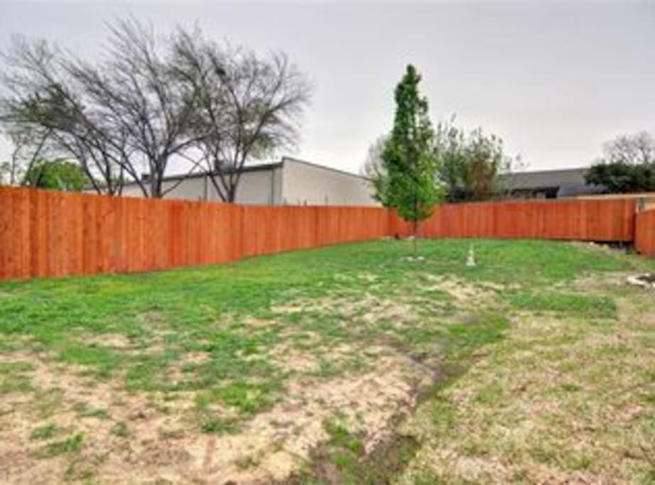 Big backyard for pets including mine. Must love dogs and cats.