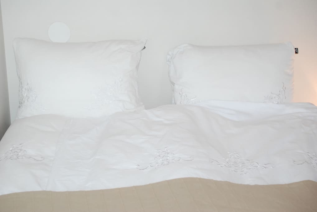 Double bed