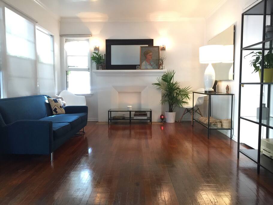 Cozy separate sitting room.