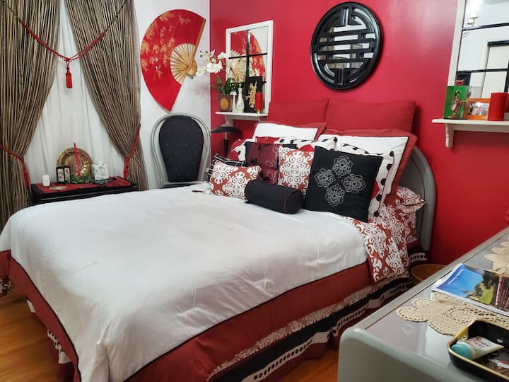 Cozy red room with Asian flair
