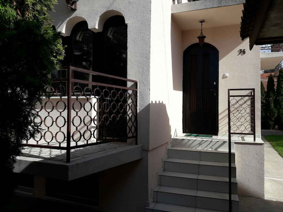 Entrance street facing