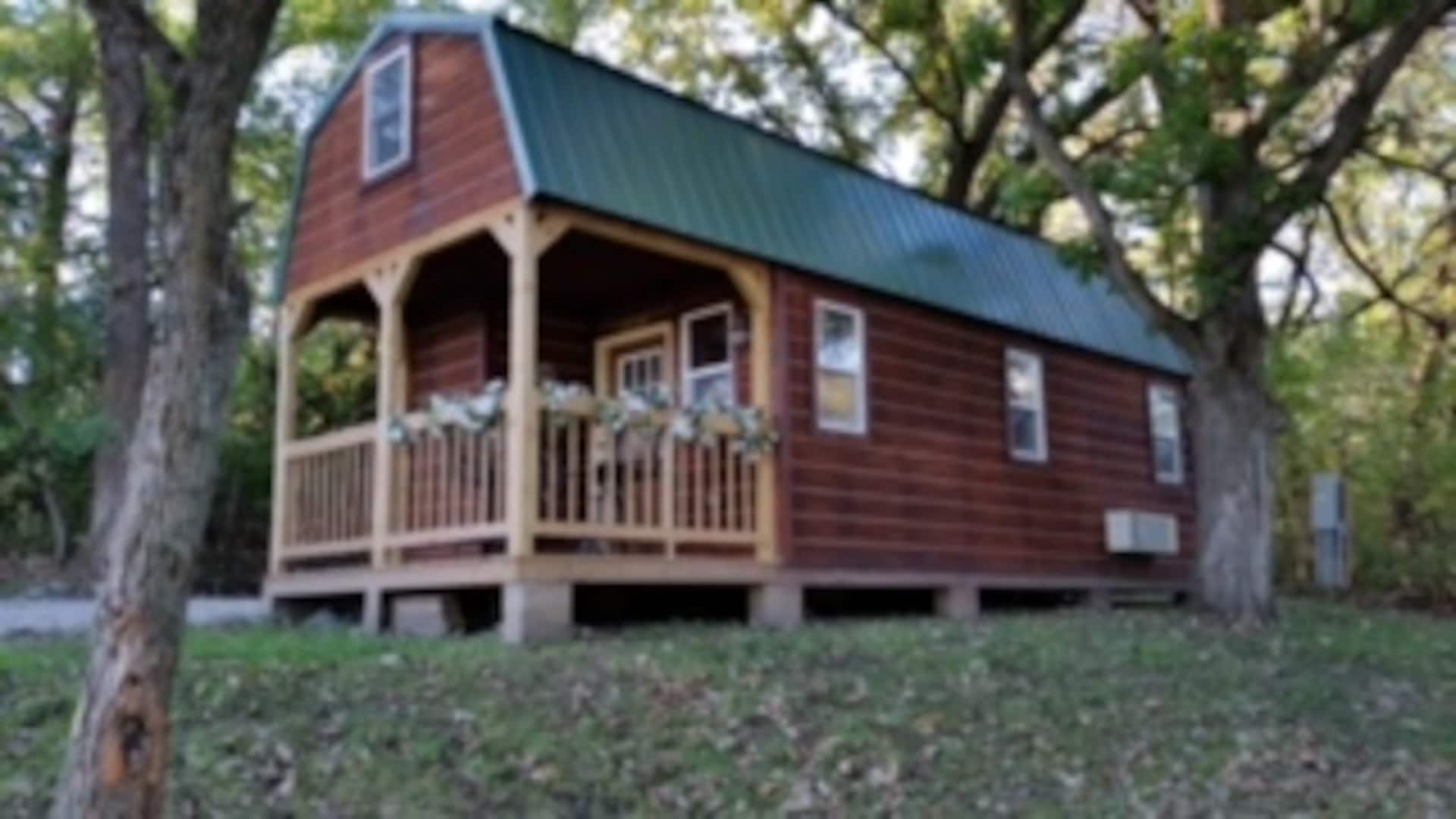 Shady Brook's White Tail Cabin Retreat