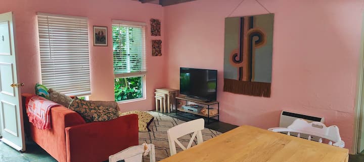 Bastion Abode ~ Close To Beach! Pet Friendly - Mallacoota