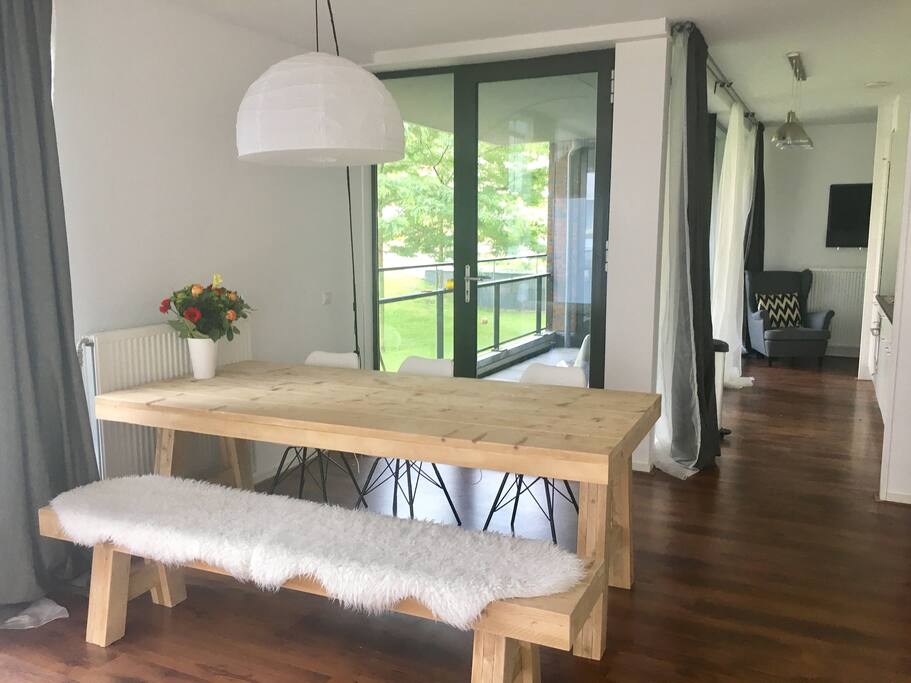 Livingroom with access to balcony