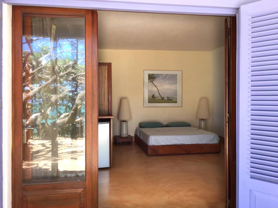 The studio facing the lagoon