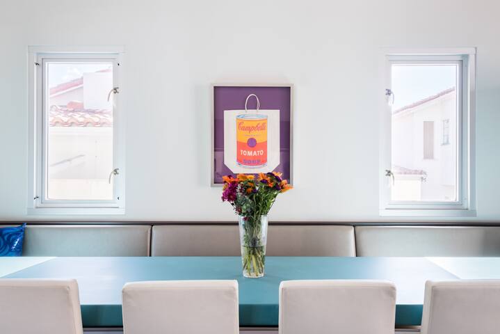 Stunning Three Bedroom Santa Monica Beach Home gallery image 5