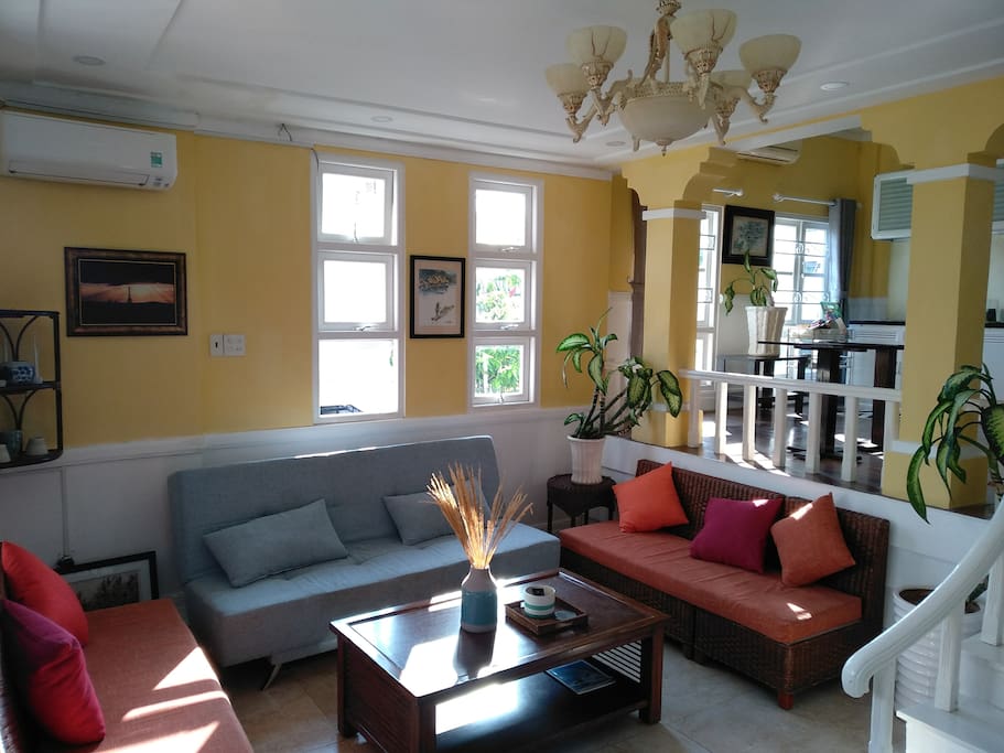 Bright and spacious living room