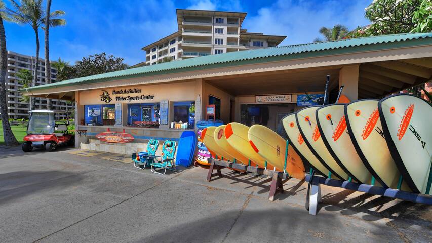 Luxury Beachfront 3BR Lahaina Napili Villa gallery image 4