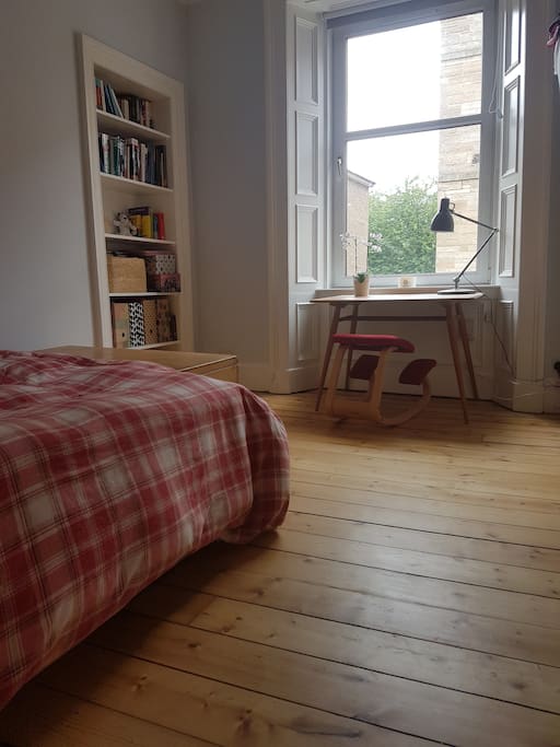 Master Double bedroom with Wardrobe and Chest of Drawers