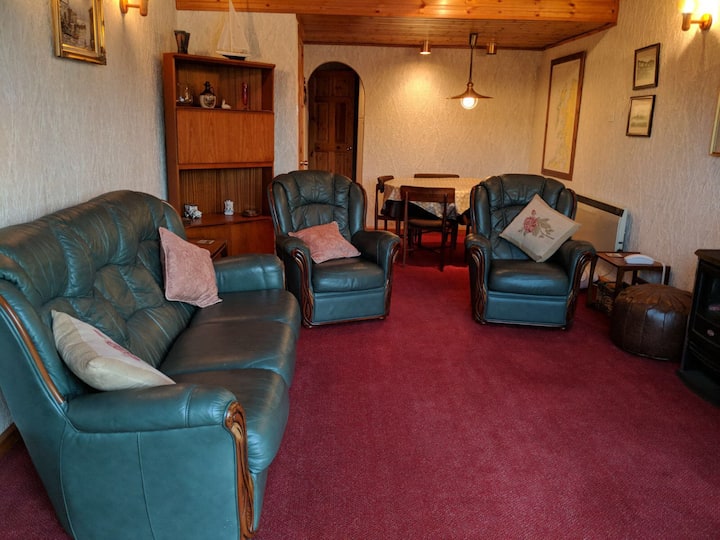 Portdrishaig Cottage -  Fabulous Waterside Views. - Tighnabruaich