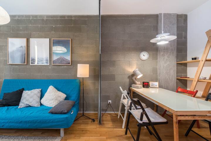 Minimalistic 1 Bedroom Apartment In Comfort Town Flats For Rent