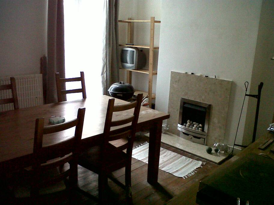 Dining room, Solid table seats 8, spacious and light.