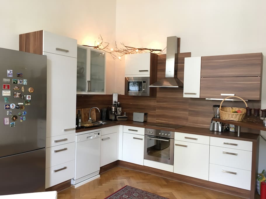Küche - Kitchen