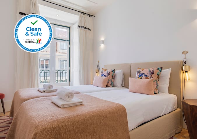 Charming 2 Bedroom Apt Baixa Chiado – Safe & Clean