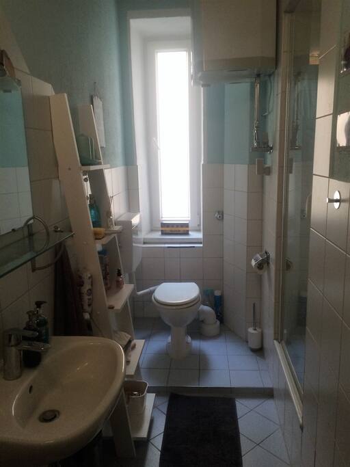 Bad mit Dusche